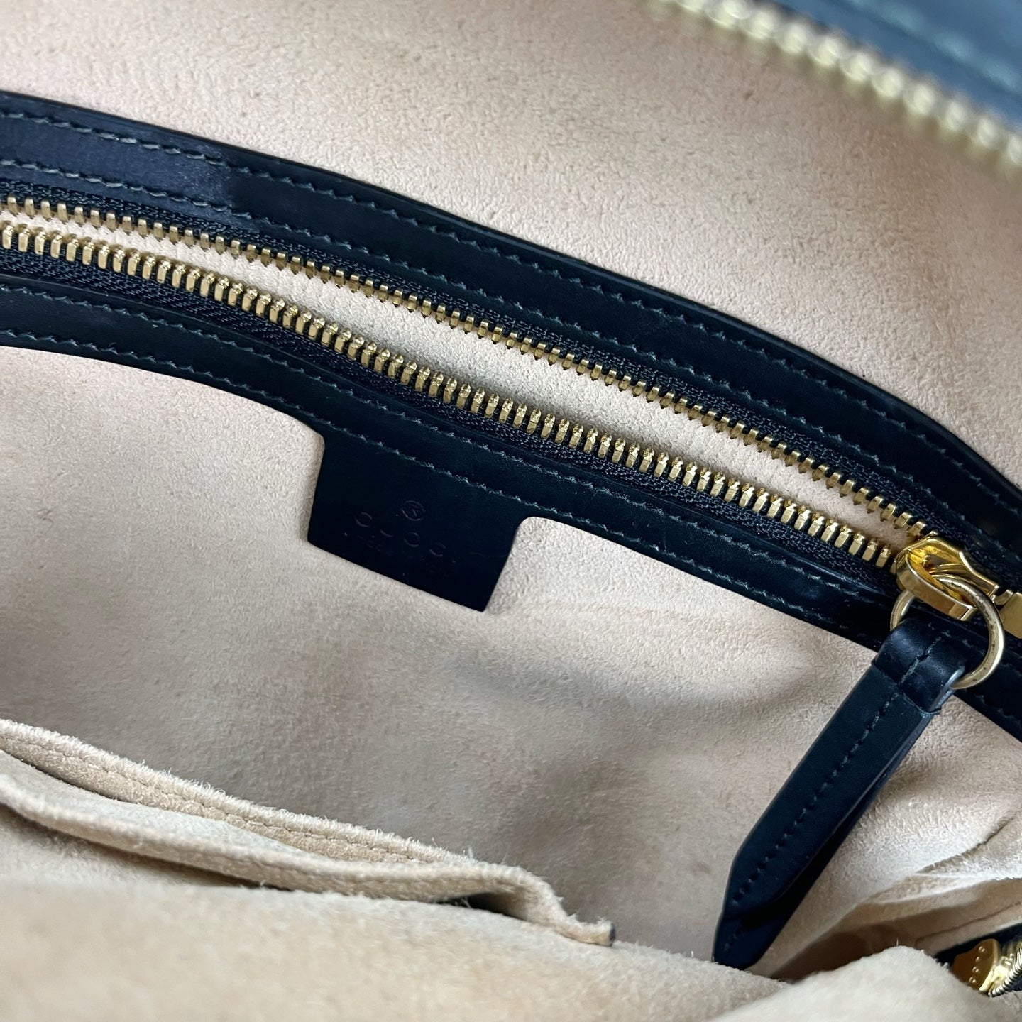 Gucci Backpack 4270429N0AG8319