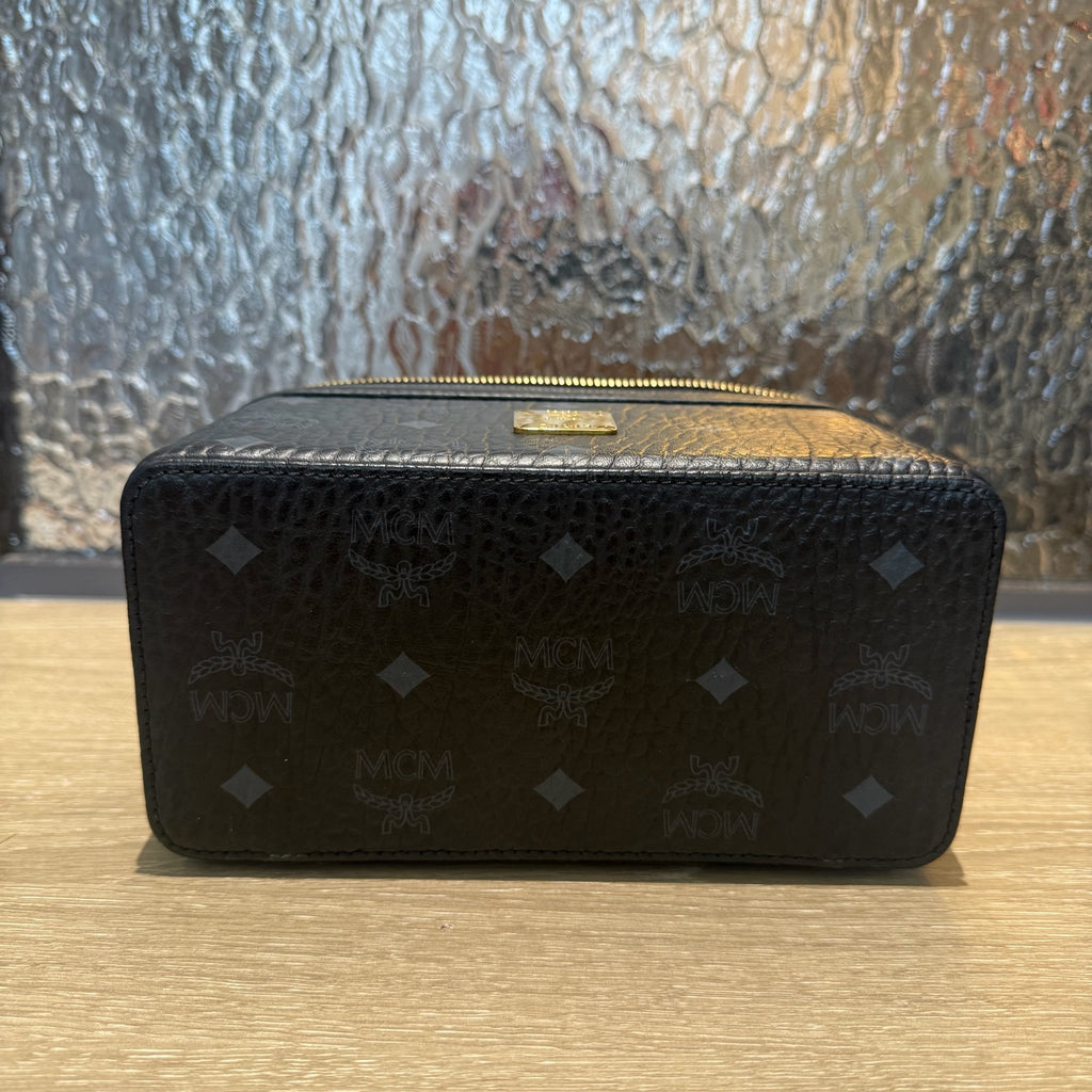 MCM Black