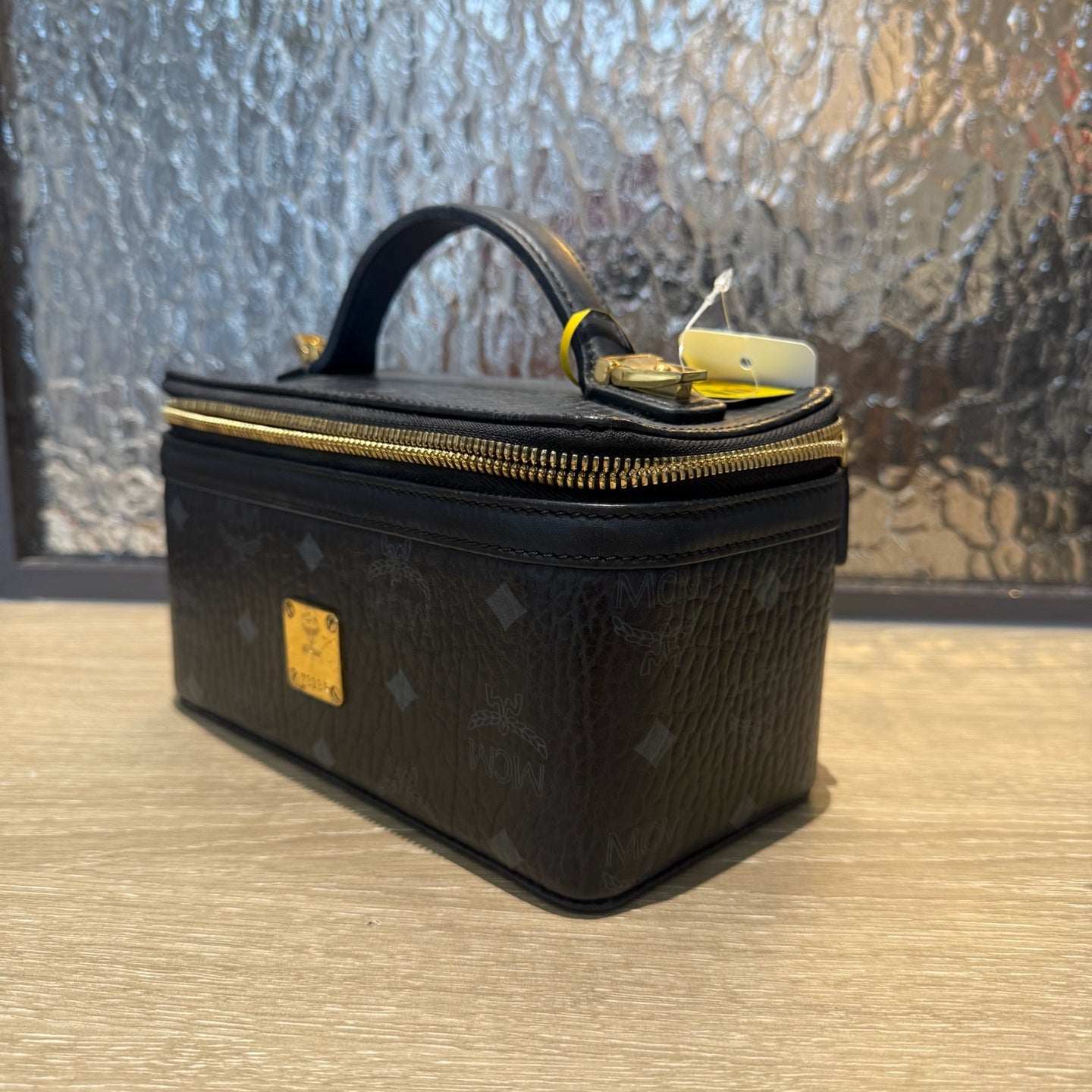 MCM Black