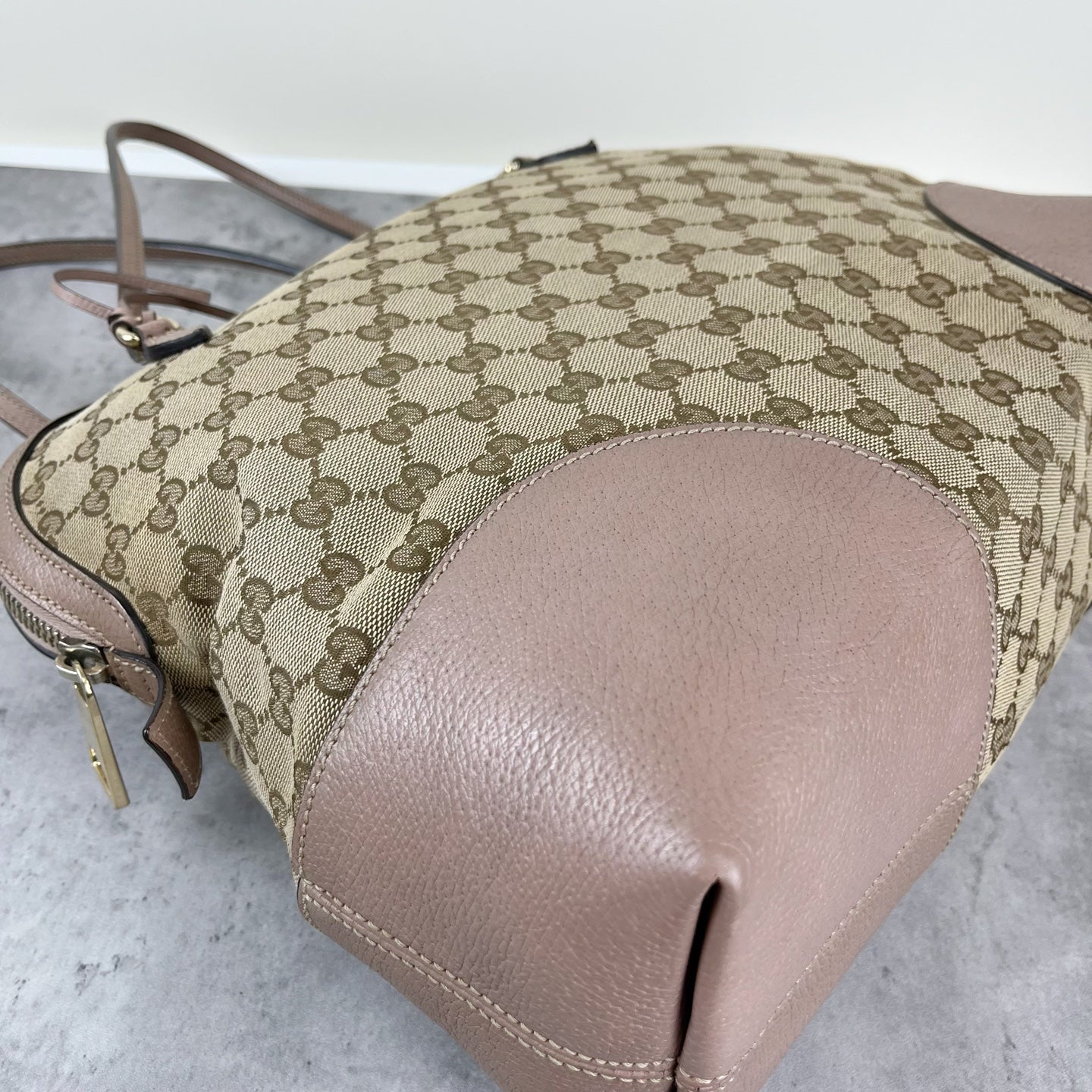 Gucci Canvas Pink Tote 323673-KH1BG-8866