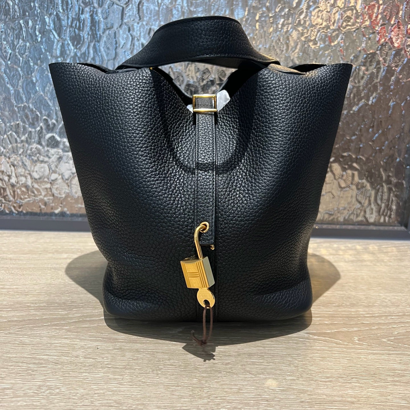 Hermes Black