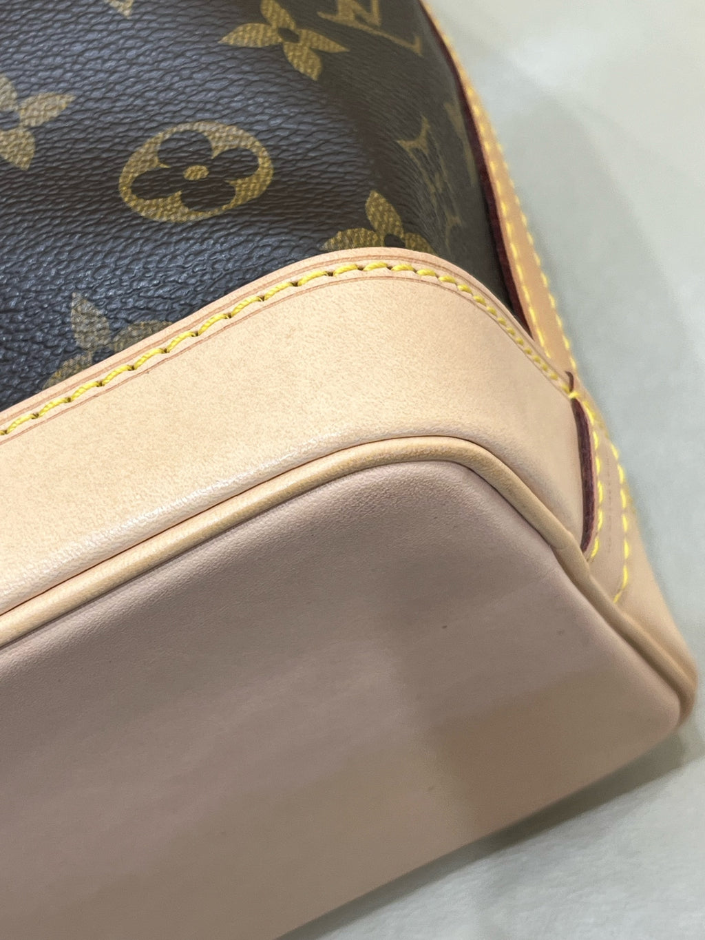 Louis Vuitton NOÉ BB Handbag Bucket & Drawstring Bag 22 x 24 x 15 M46983
