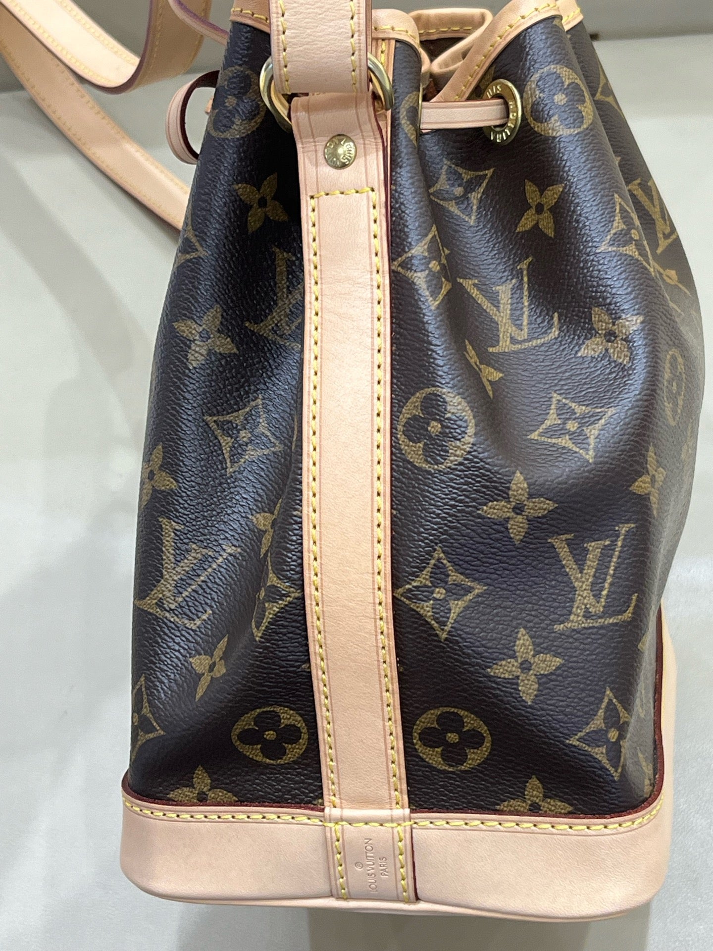 Louis Vuitton NOÉ BB Handbag Bucket & Drawstring Bag 22 x 24 x 15 M46983