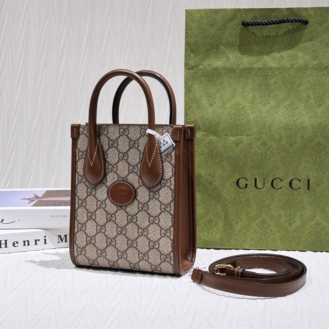 Gucci GG Retro Collection Tote 16 cm (width) x 20 cm (height) x 7 cm (depth) 671623 92TCG 8563