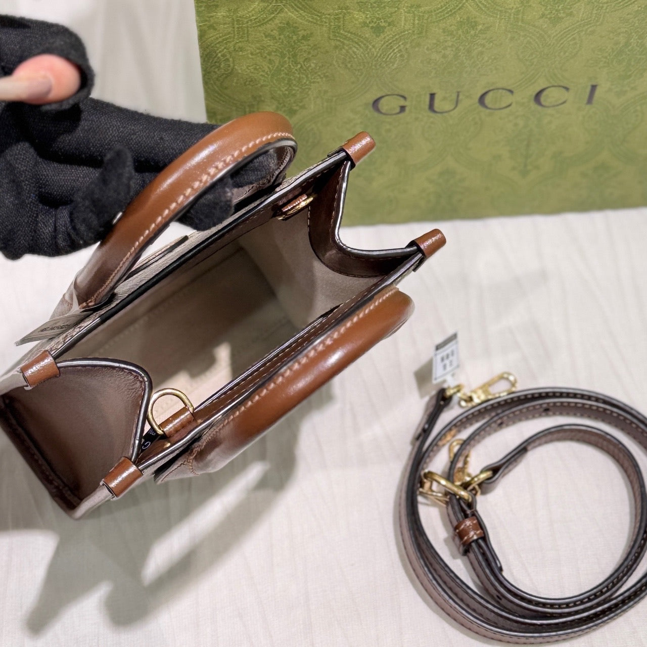 Gucci GG Retro Collection Tote 16 cm (width) x 20 cm (height) x 7 cm (depth) 671623 92TCG 8563
