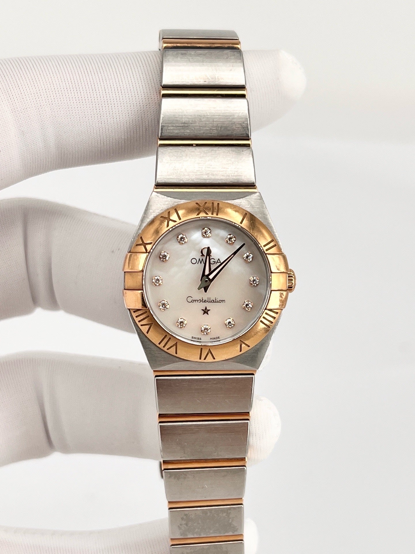 Omega Rose gold Quartz watch