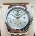 Tudor Junjue Sunday Calendar Model Gray Automatic (self-winding) watch 39 millimeters m56000-0006
