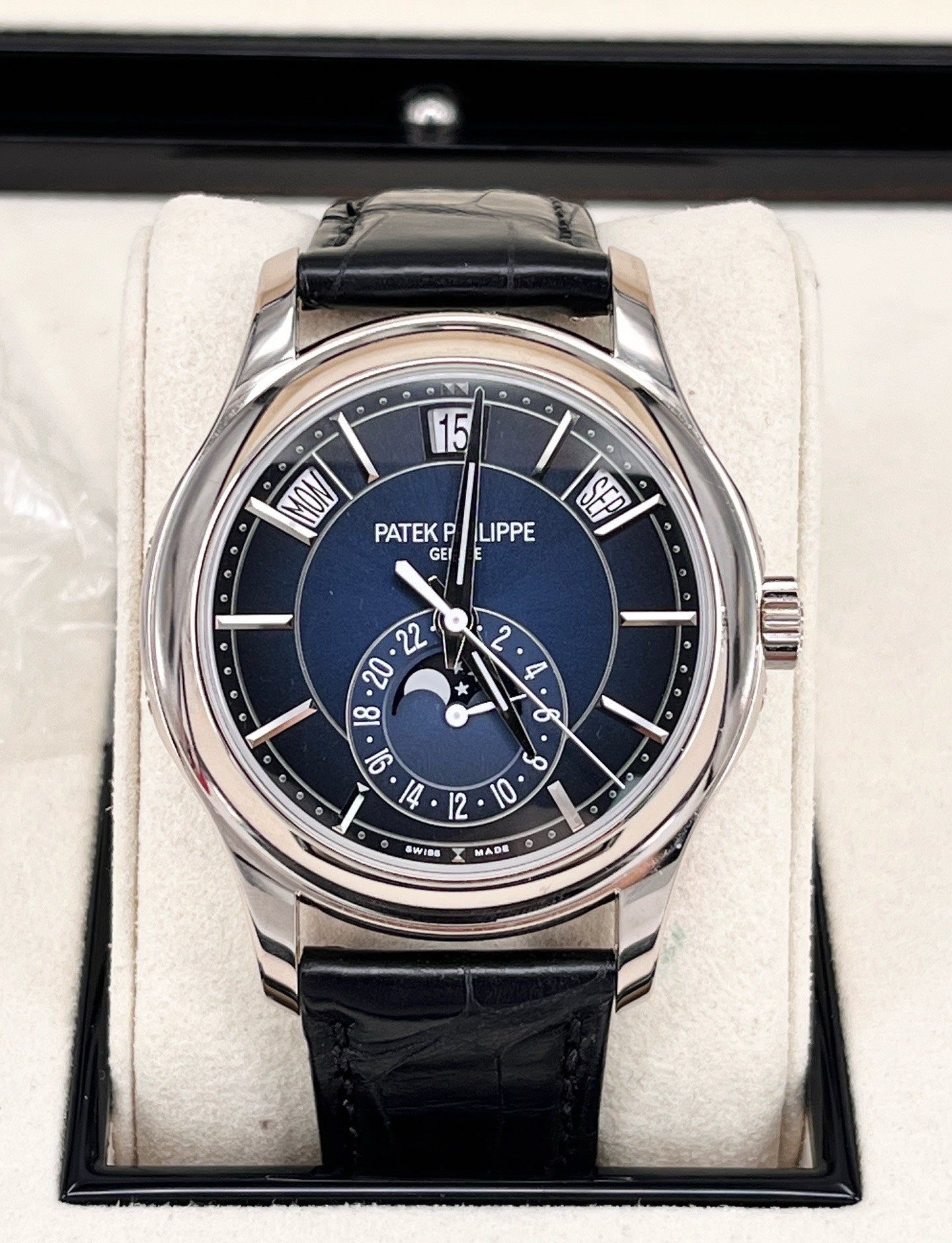 Patek Philippe Blue Automatic (self-winding) watch