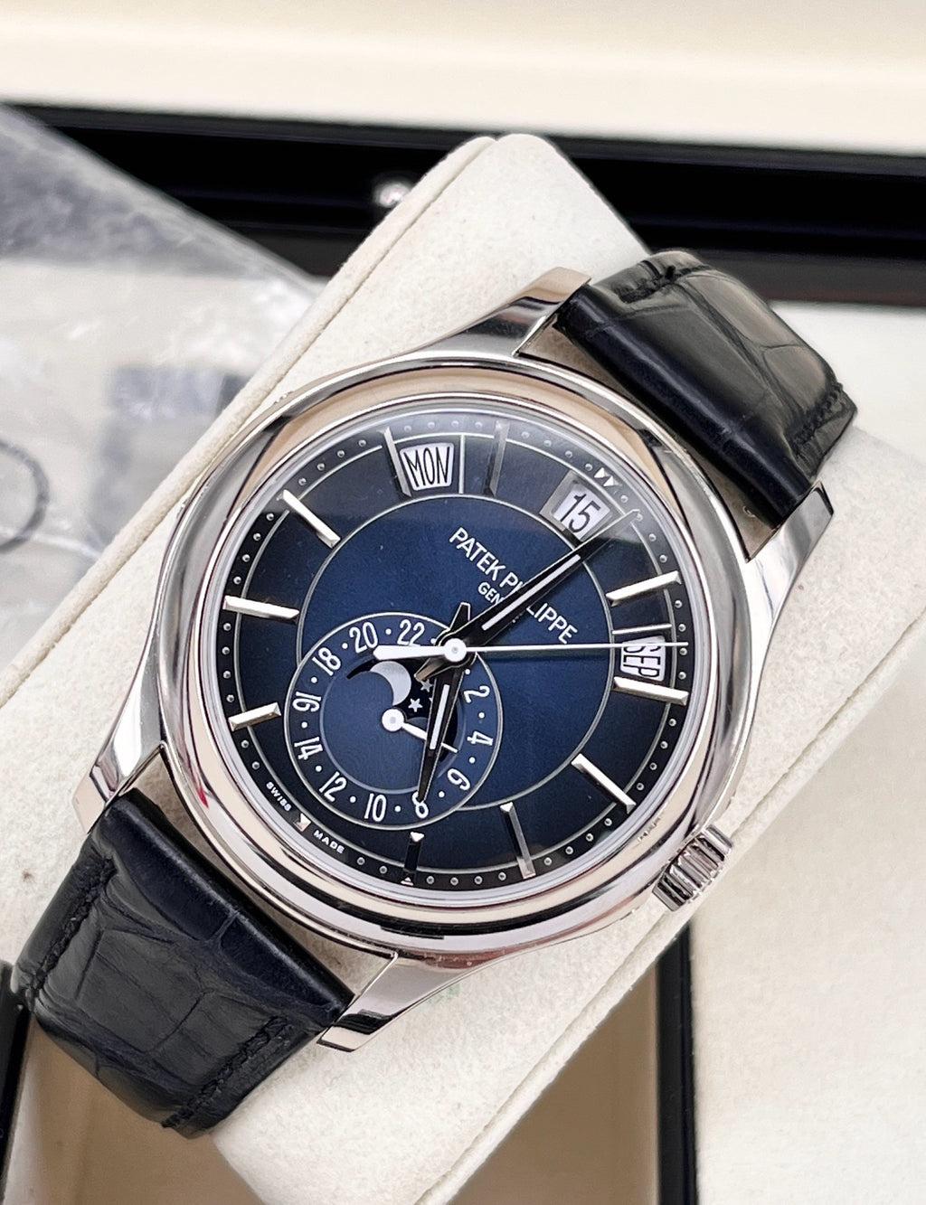 Patek Philippe Blue Automatic (self-winding) watch