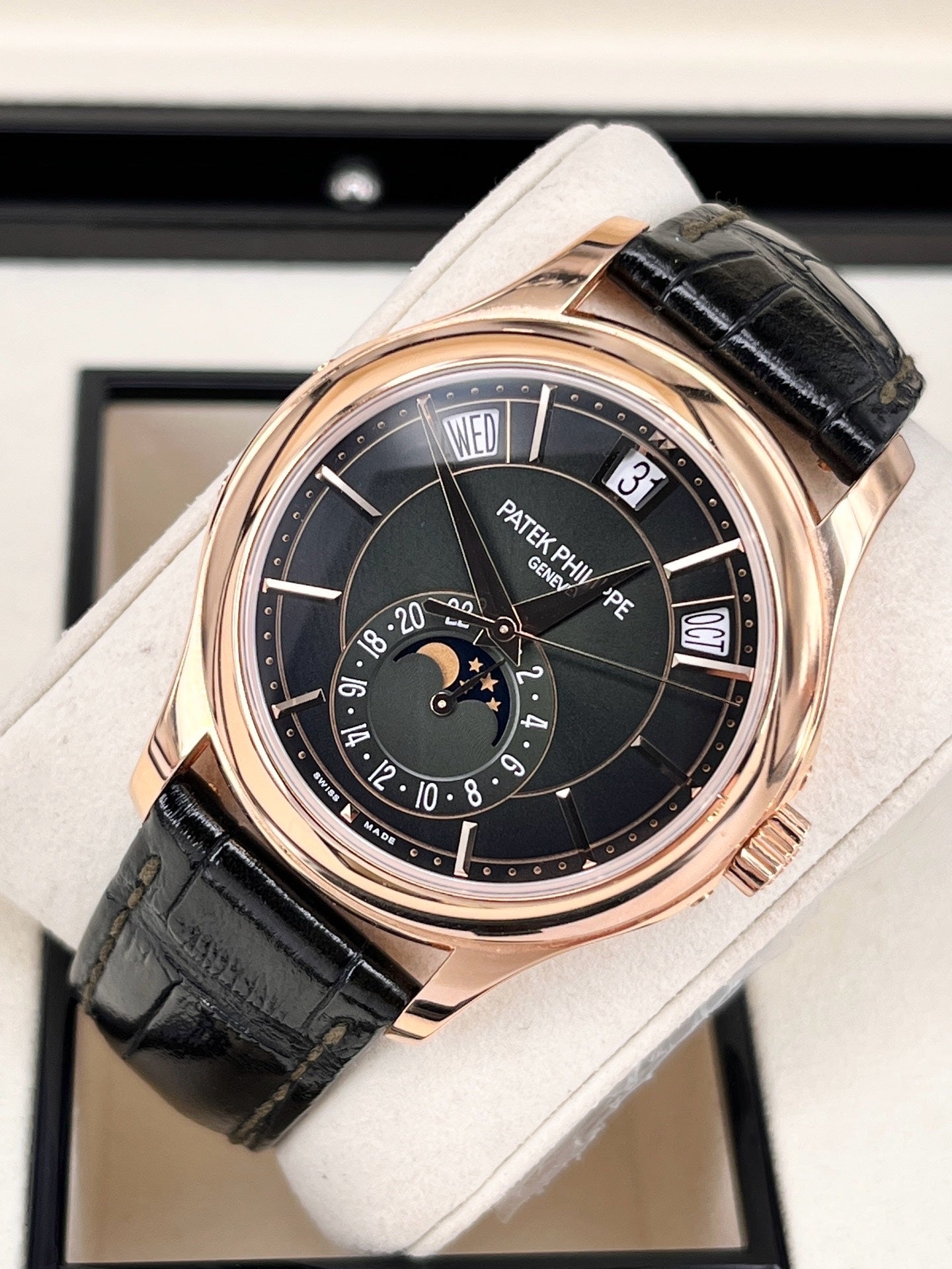 Patek Philippe Rose gold Automatic (self-winding) watch