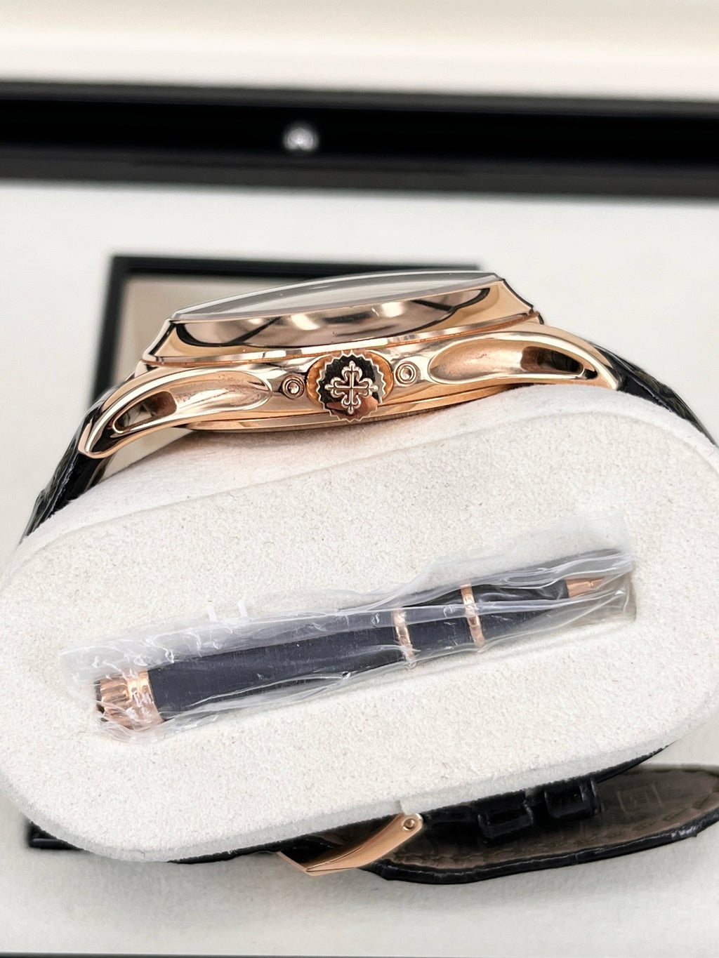 Patek Philippe Rose gold Automatic (self-winding) watch