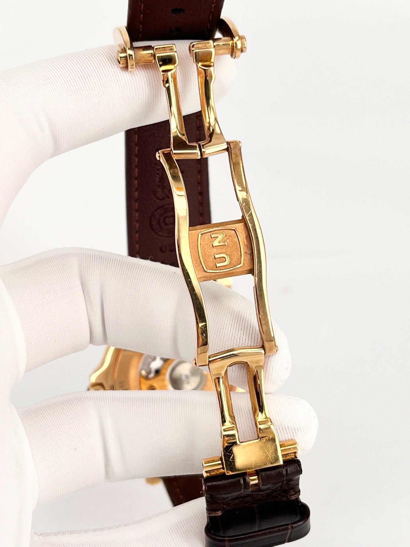 Ulysse Nardin Rose gold Automatic (self-winding) watch
