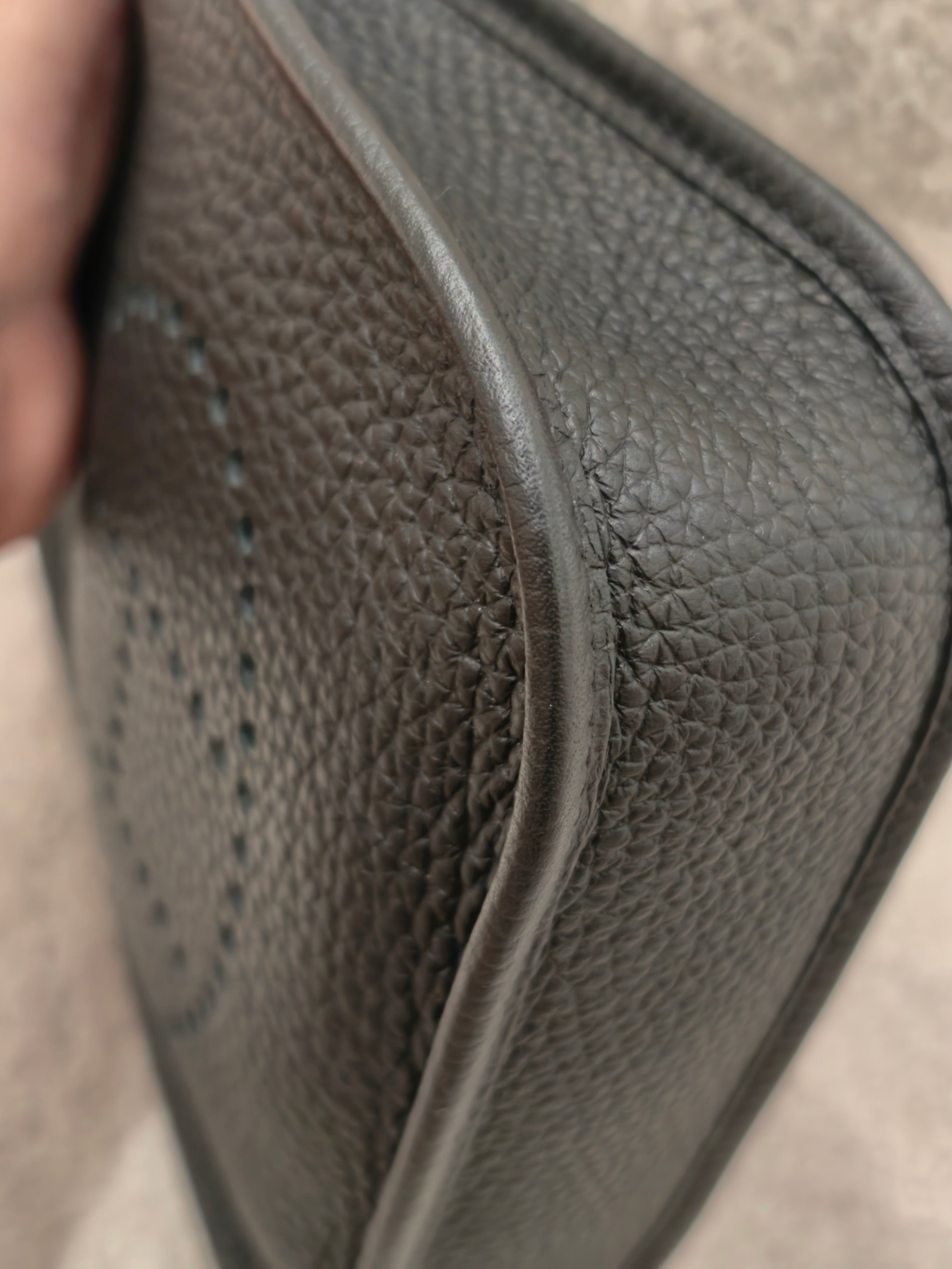 Hermes Black