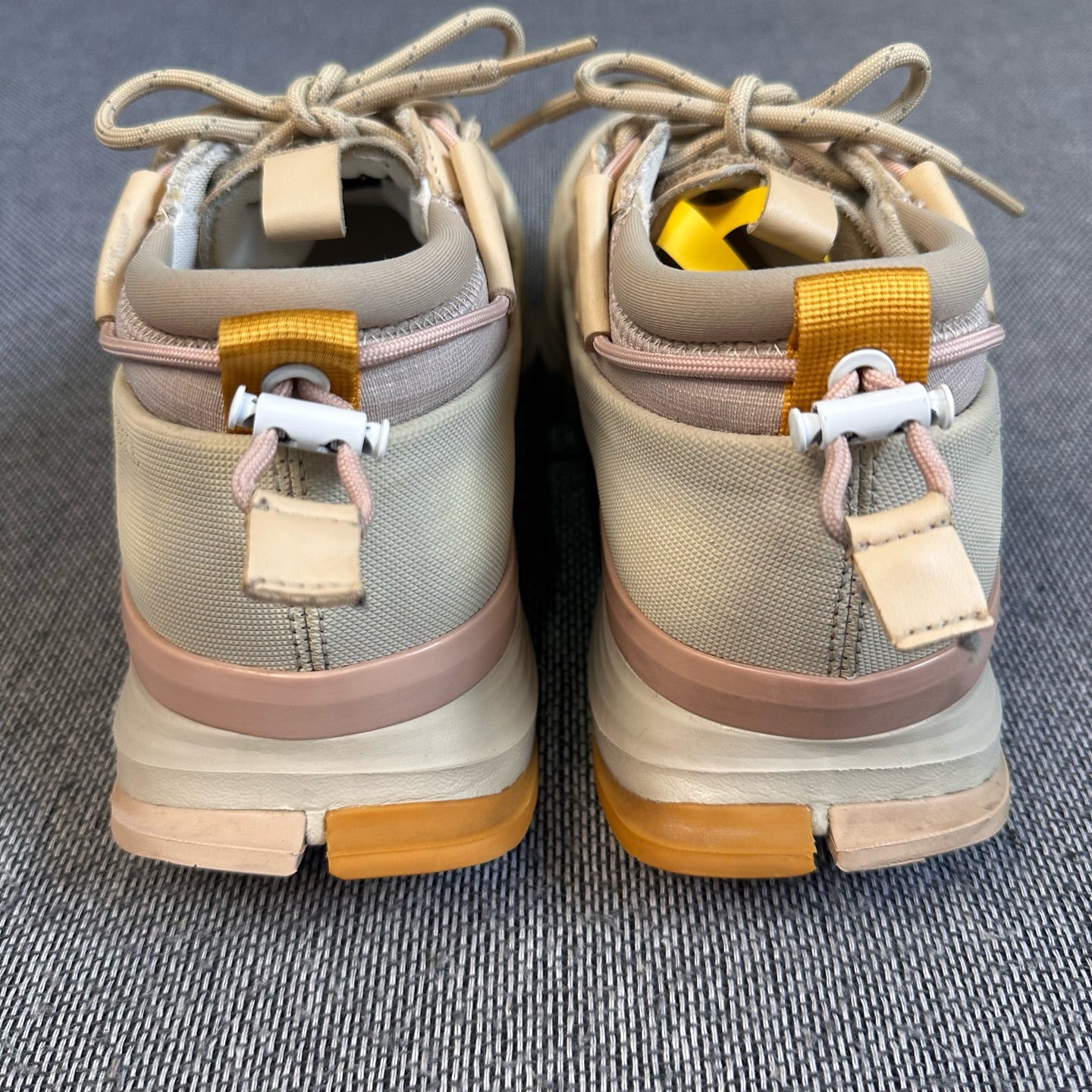 空白 Alcantara Brown Lifestyle sneakers