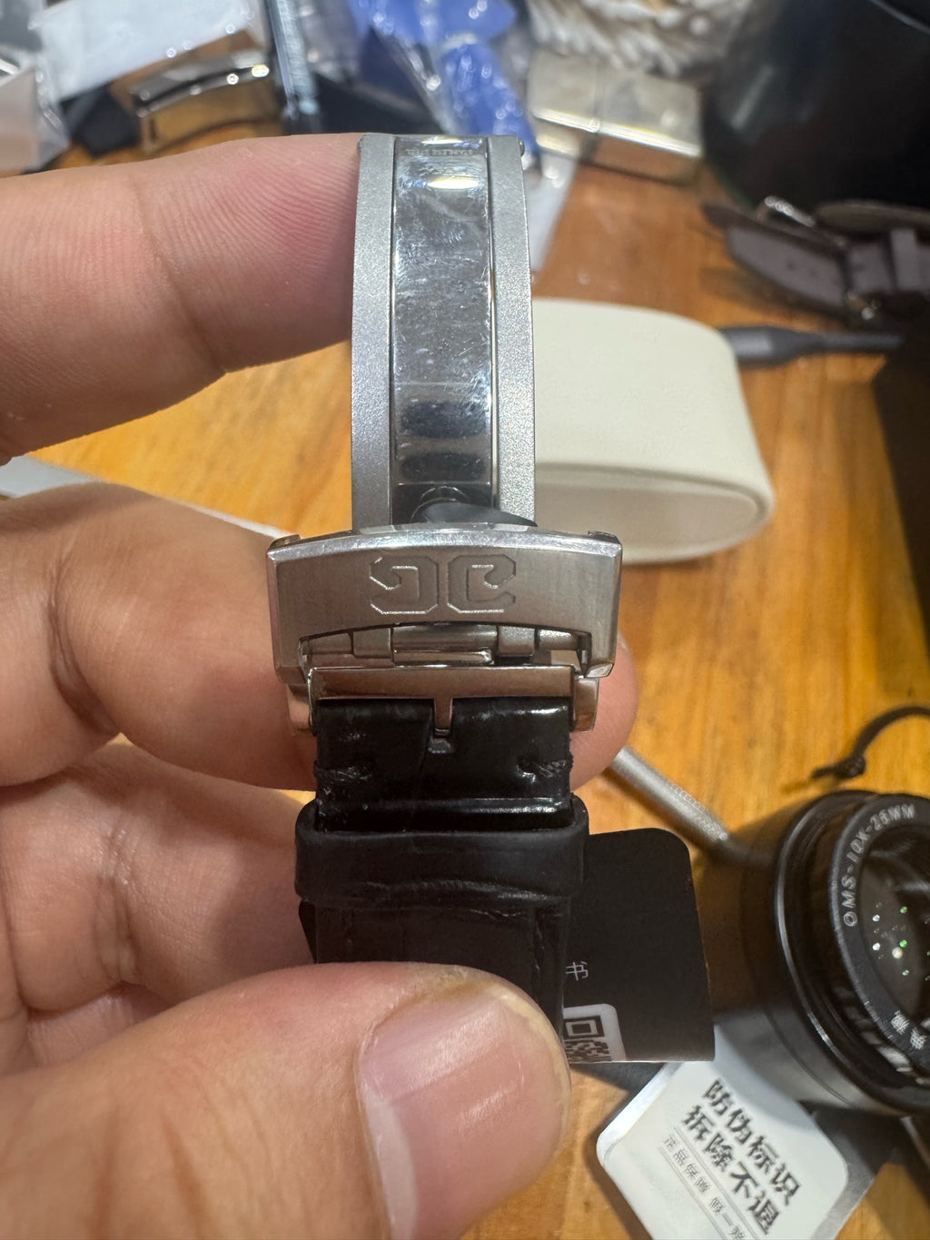 Glashutte Original Member of Parliament Automatic (self-winding) watch 40 millimeters 100-03-32-42-04