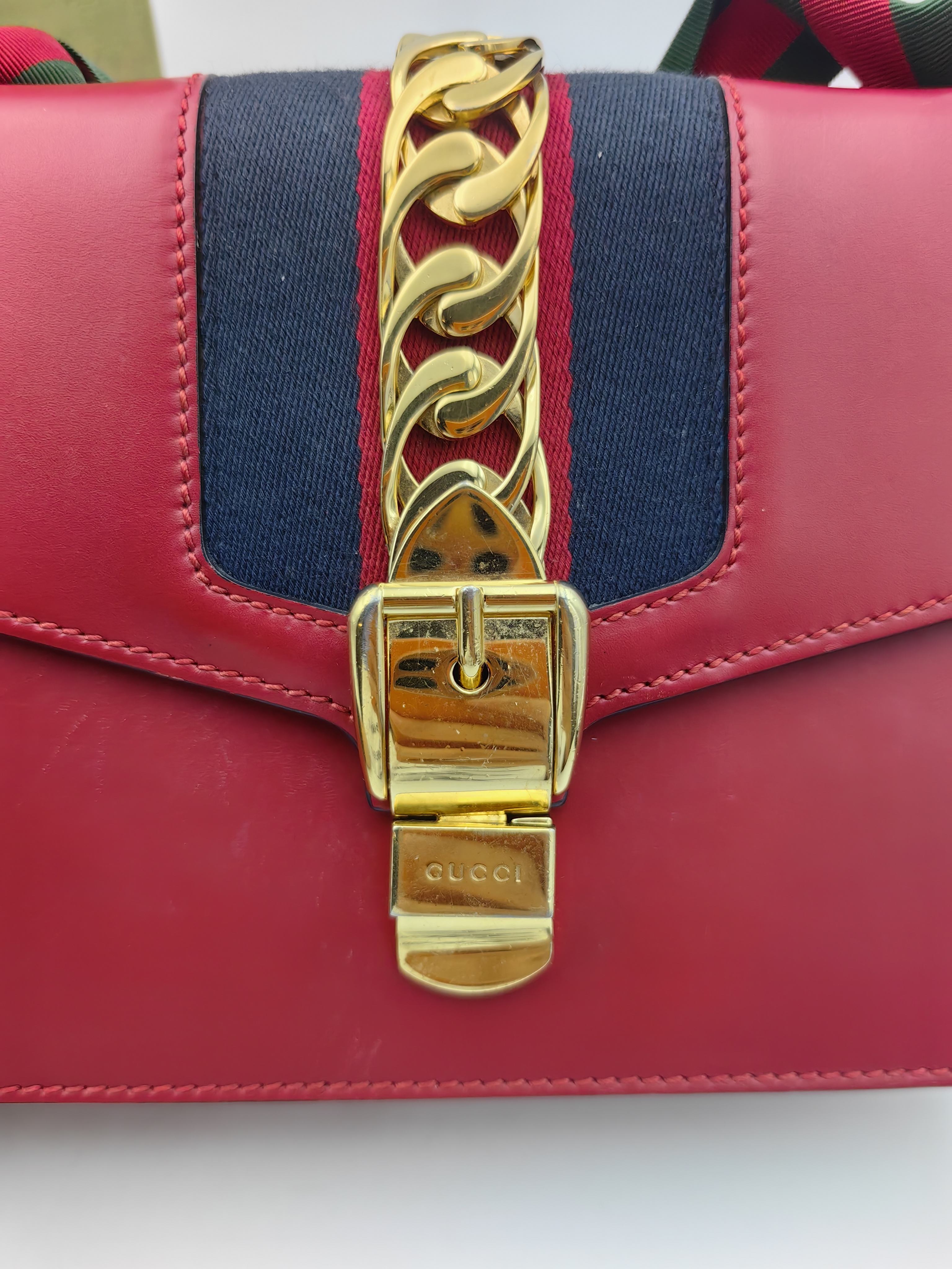 Gucci Shoulder Bag