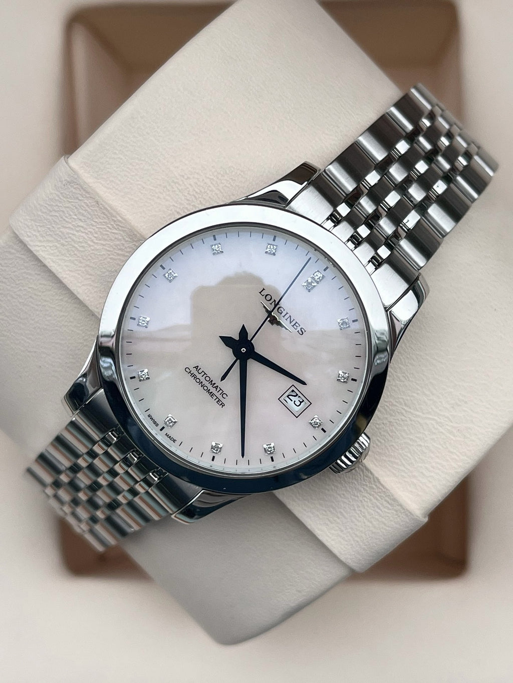 Longines The Pioneer Series White Automatic (self-winding) watch 30.00mm L2.321.4.87.6