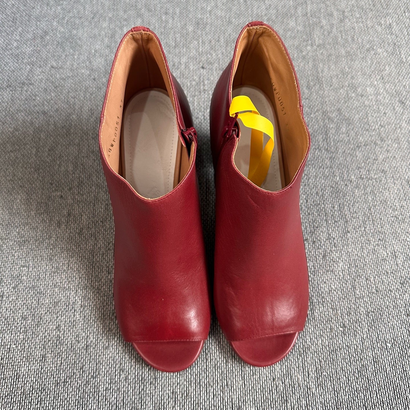 空白 Ankle boots