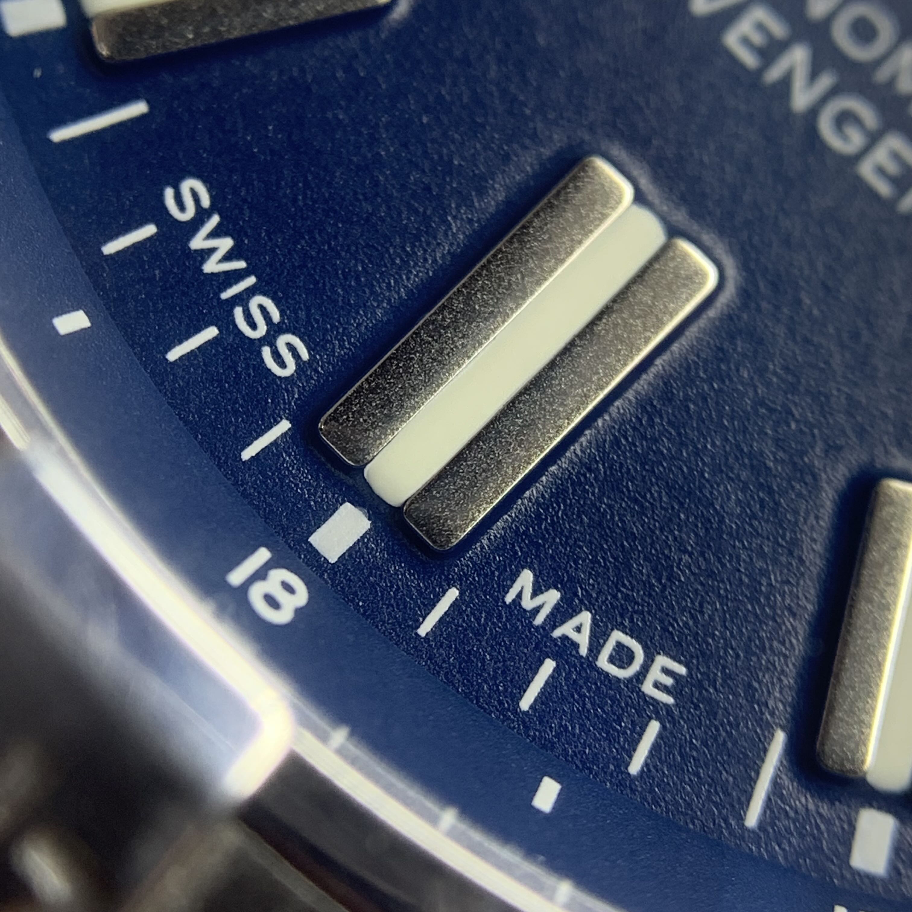 Breitling Avenger 43 millimeters A17318101C1A1