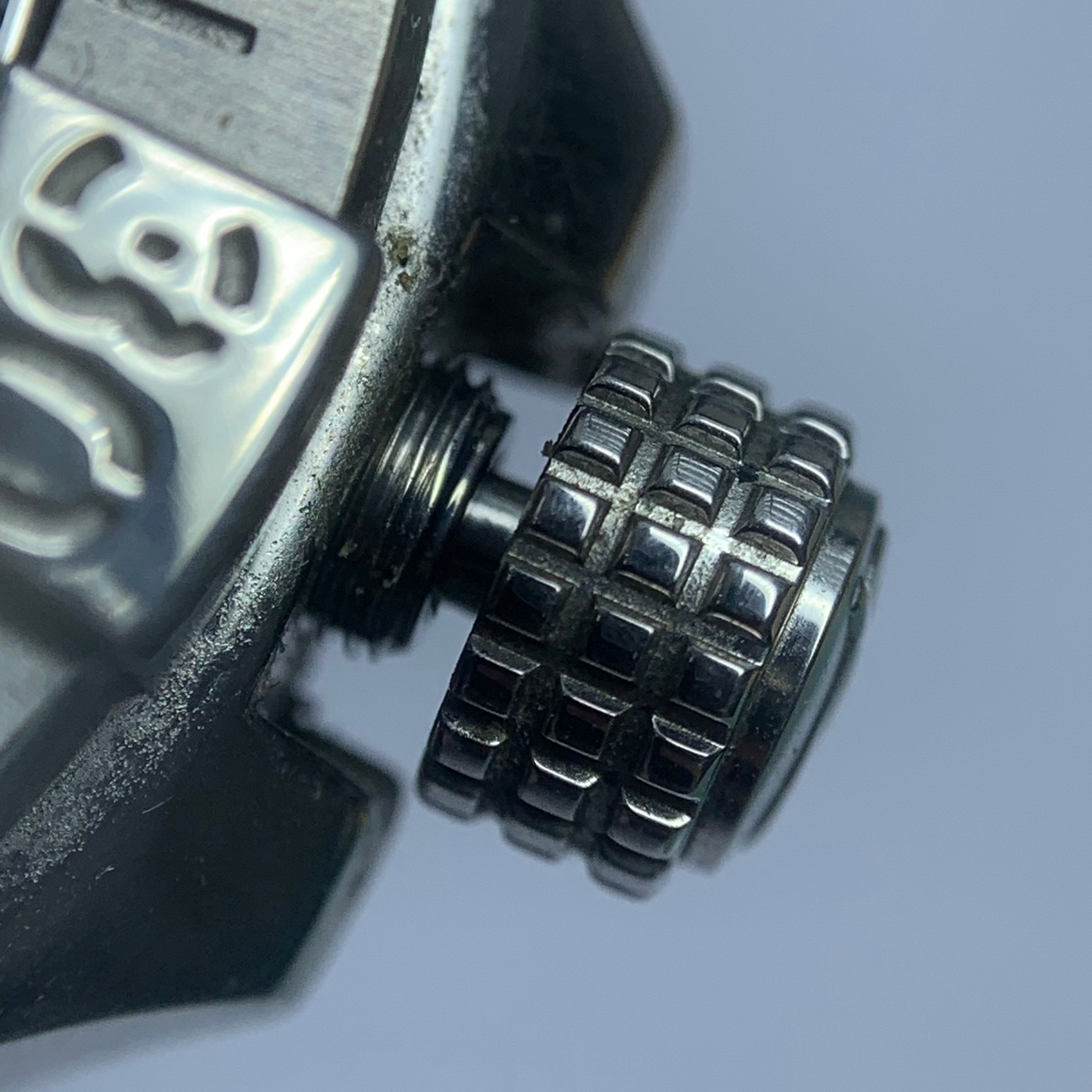 Breitling Avenger 43 millimeters A17318101C1A1