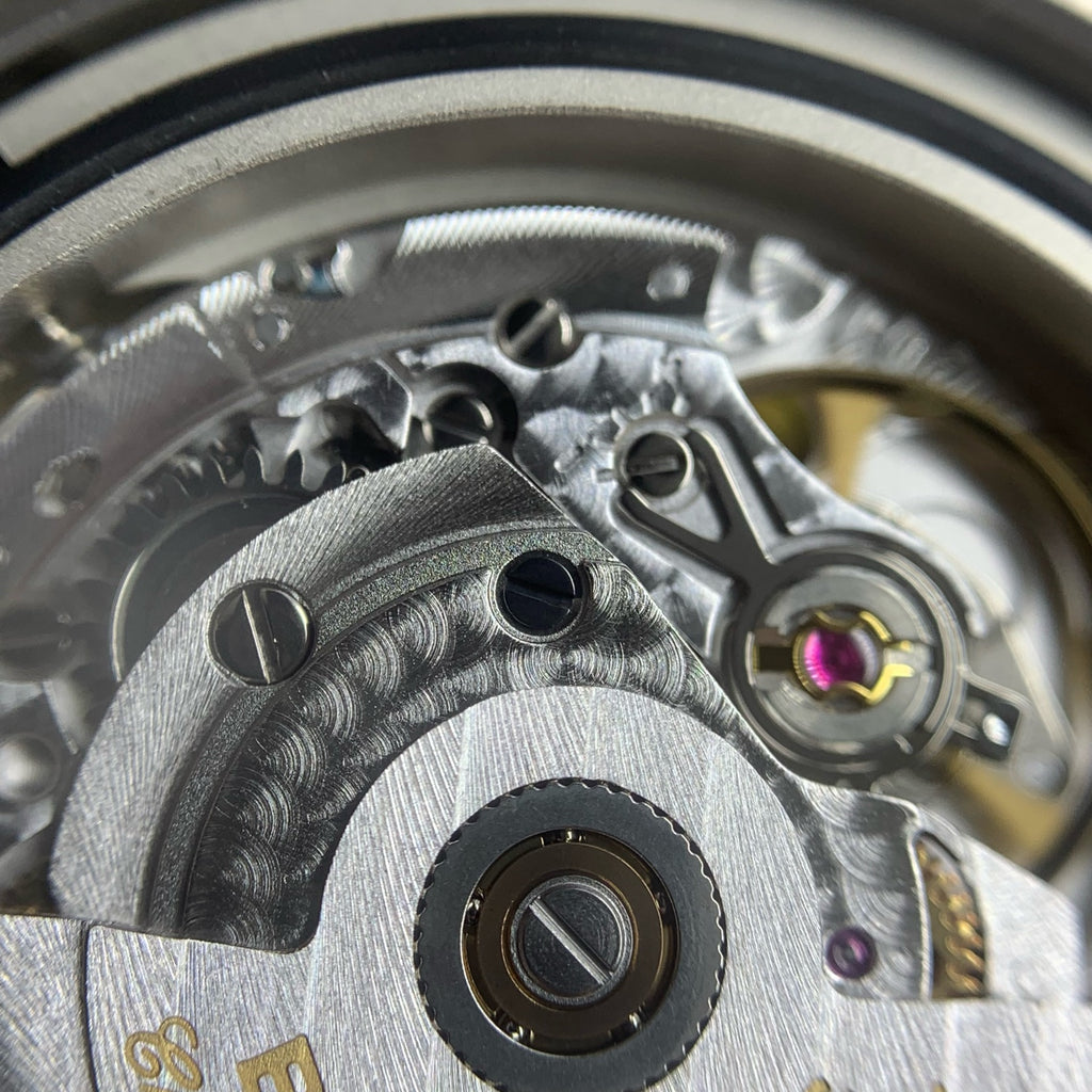 Breitling Avenger 43 millimeters A17318101C1A1
