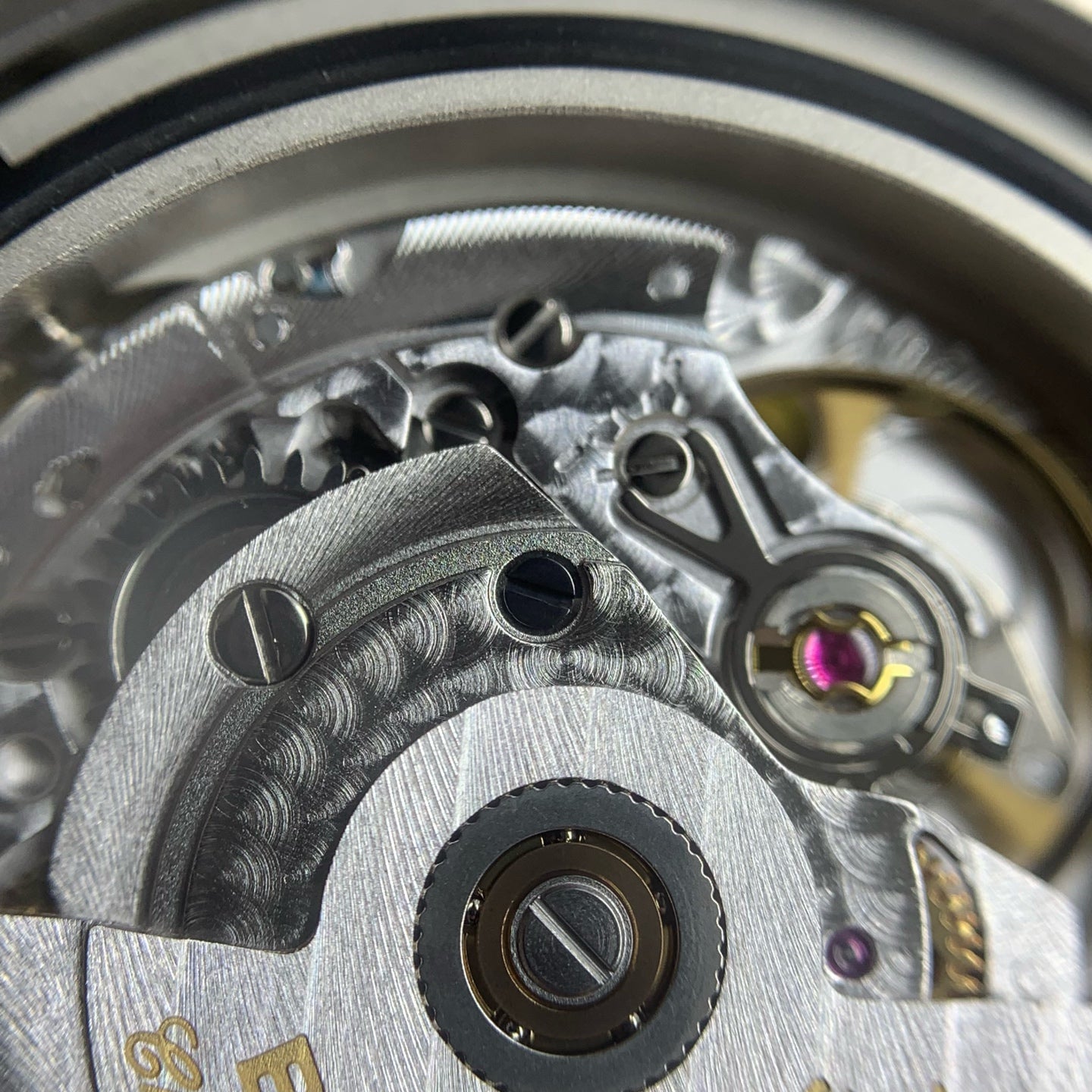 Breitling Avenger 43 millimeters A17318101C1A1