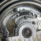 Breitling Avenger 43 millimeters A17318101C1A1