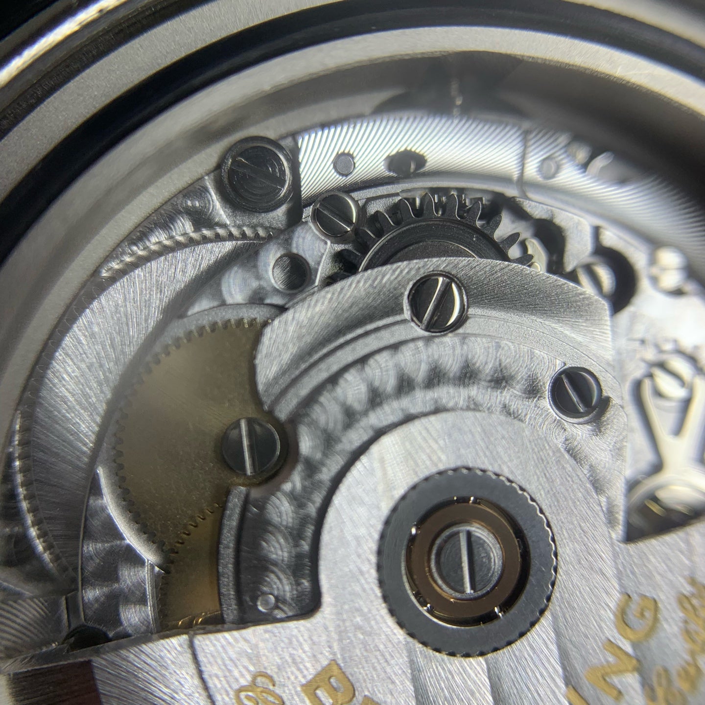 Breitling Avenger 43 millimeters A17318101C1A1