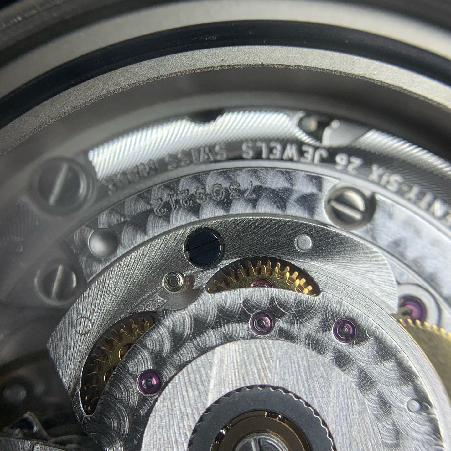 Breitling Avenger 43 millimeters A17318101C1A1