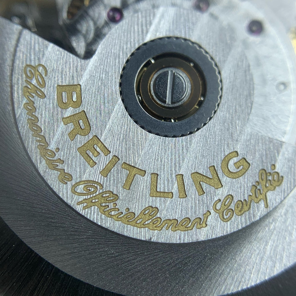 Breitling Avenger 43 millimeters A17318101C1A1