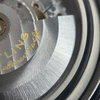 Breitling Avenger 43 millimeters A17318101C1A1