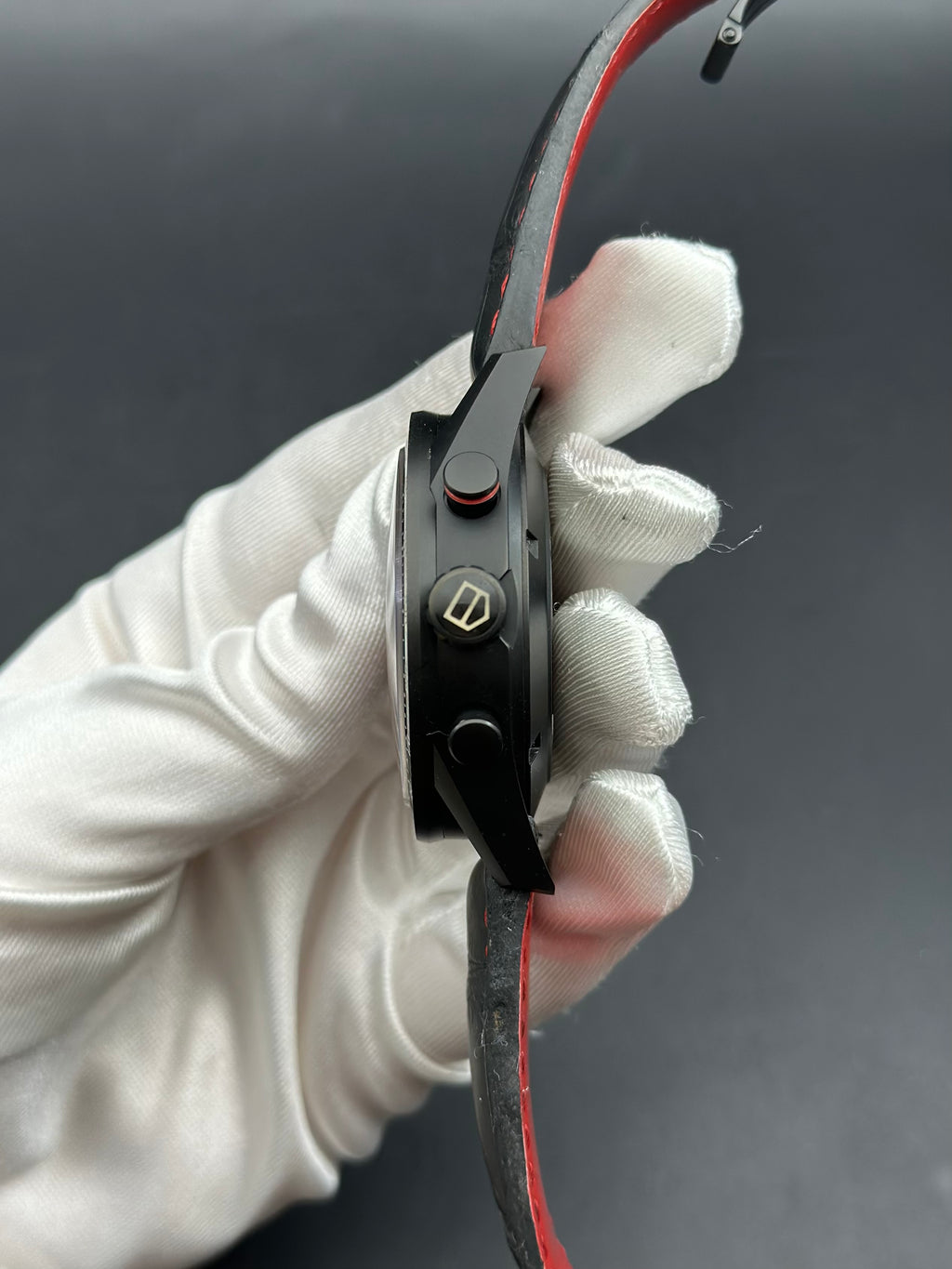 TAG Heuer Metal Automatic (self-winding) watch