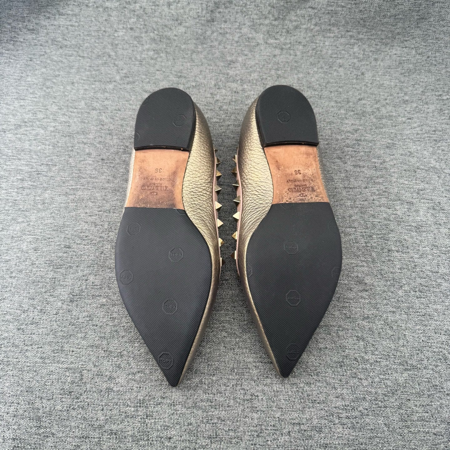 Valentino Gold Flat shoes