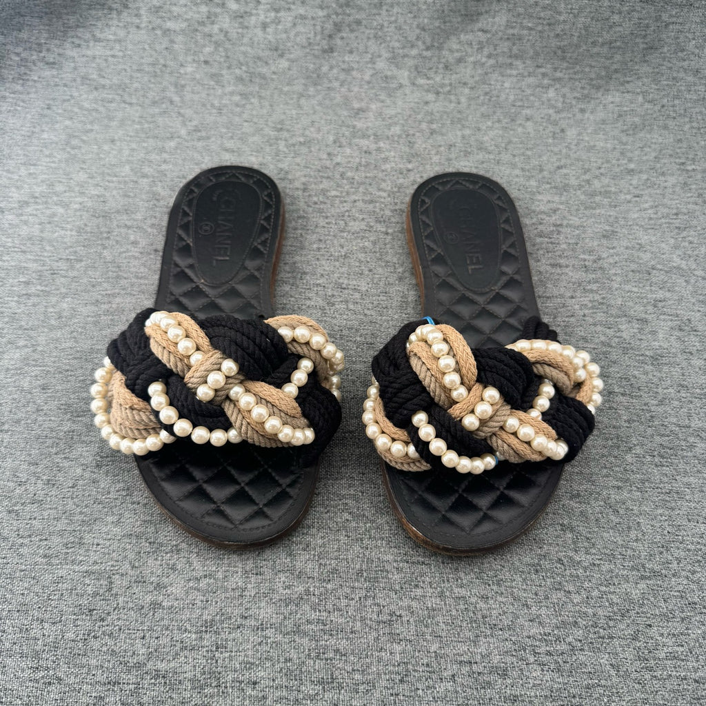 Chanel Black