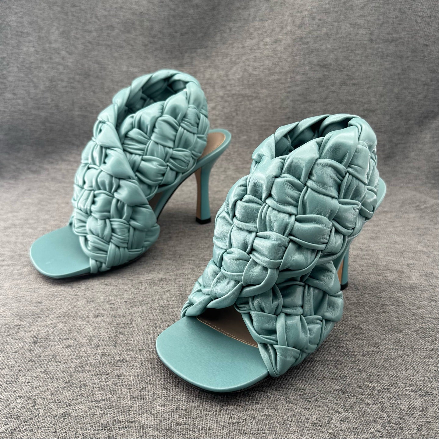 Bottega Veneta Flip flop