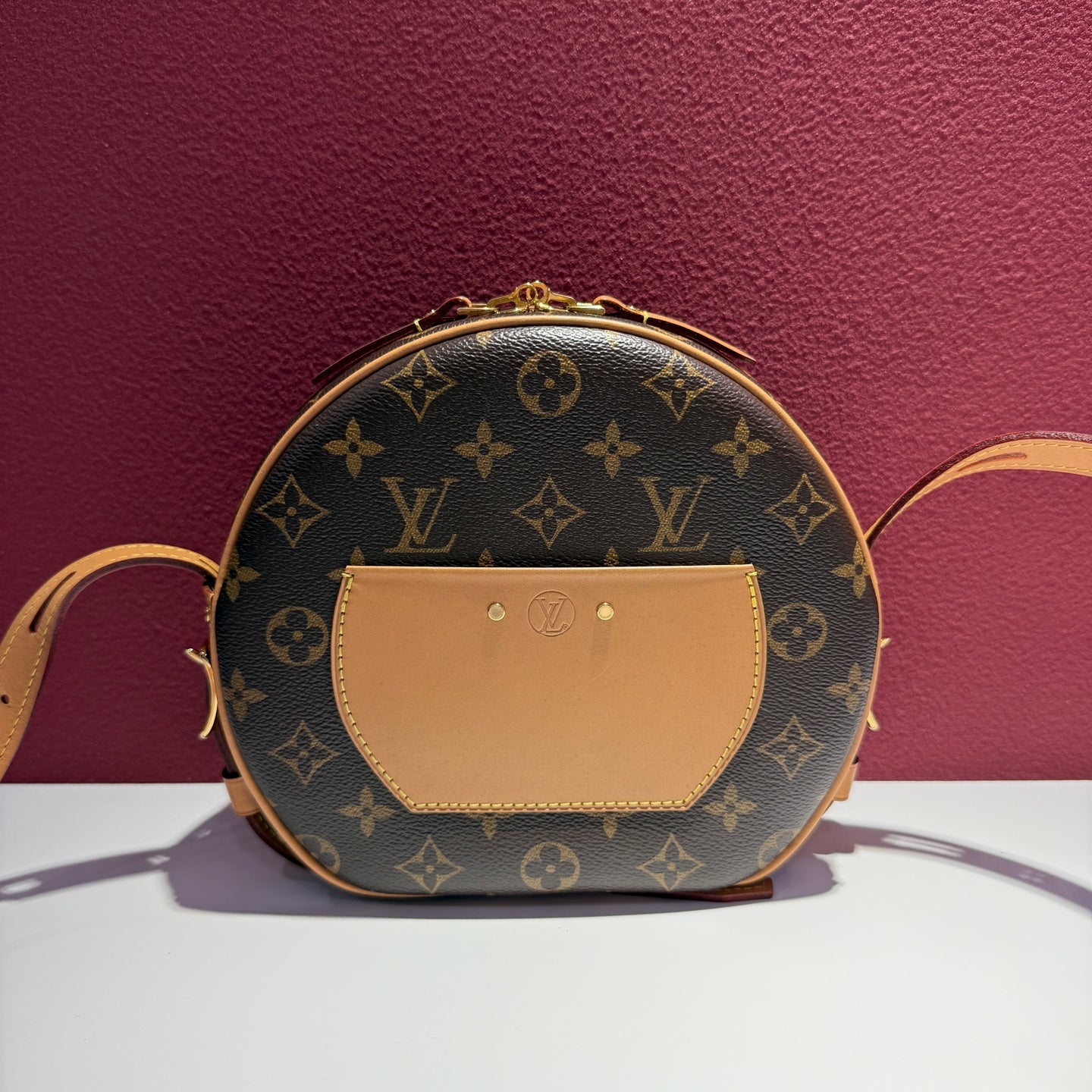 Louis Vuitton Crossbody 20.0x 22.5x 8.0 cm