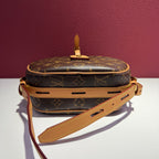 Louis Vuitton Crossbody 20.0x 22.5x 8.0 cm