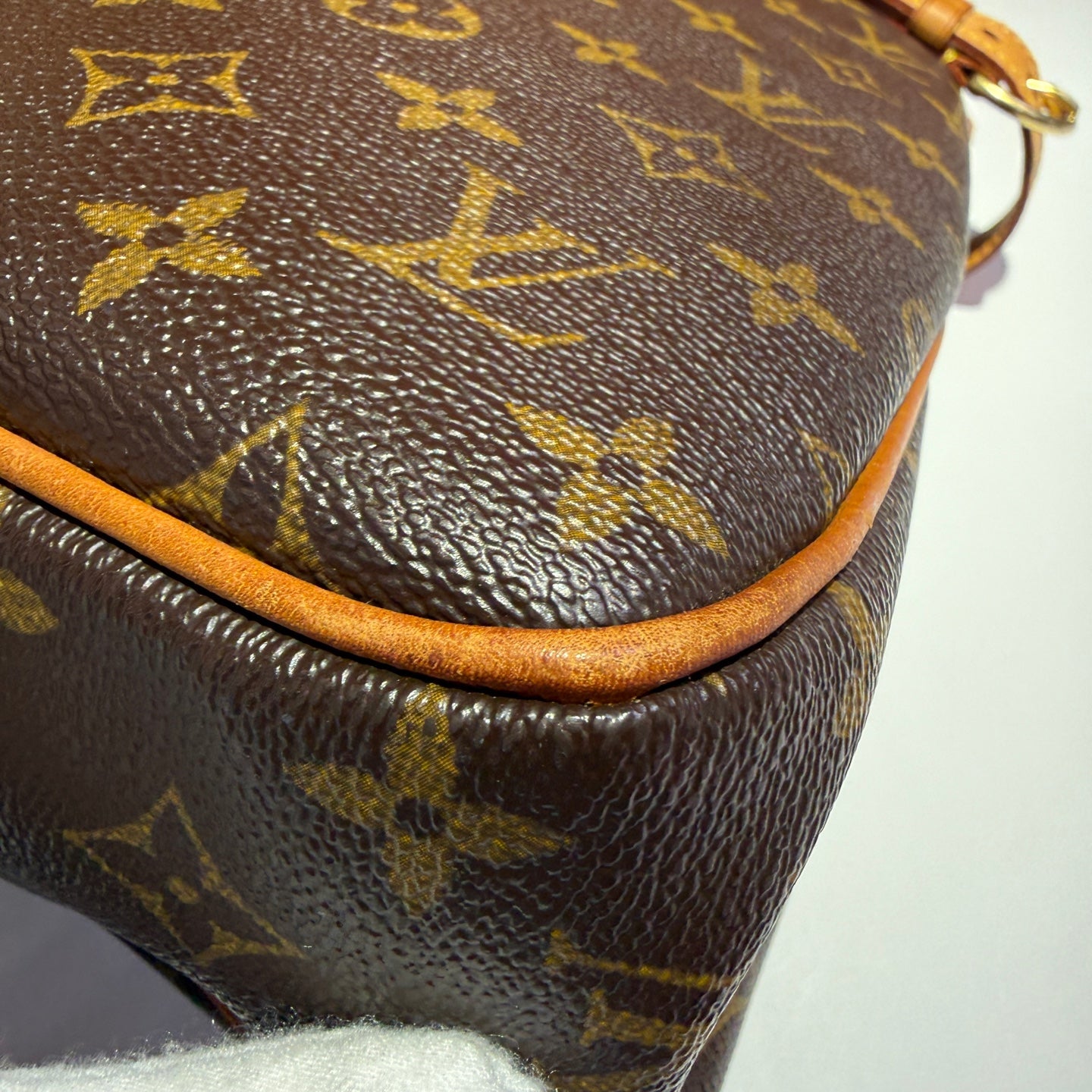 Louis Vuitton Tote