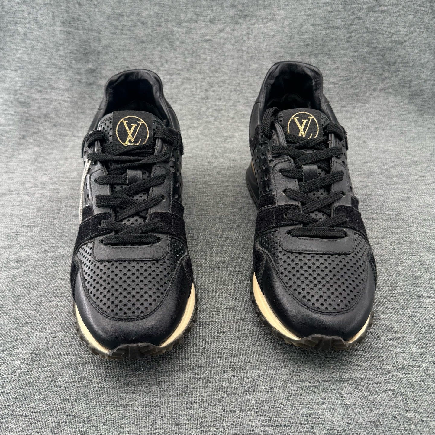 Louis Vuitton Athletic sneakers