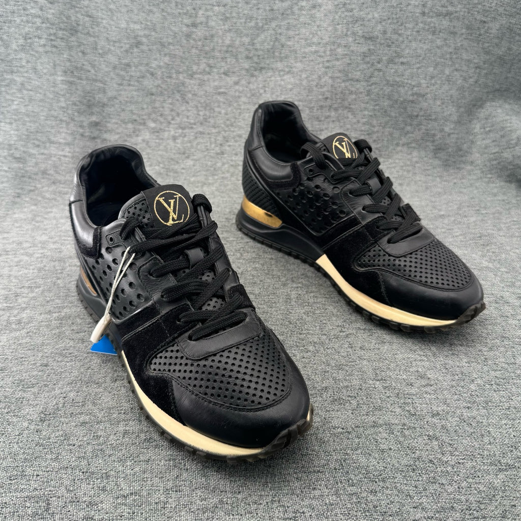 Louis Vuitton Athletic sneakers