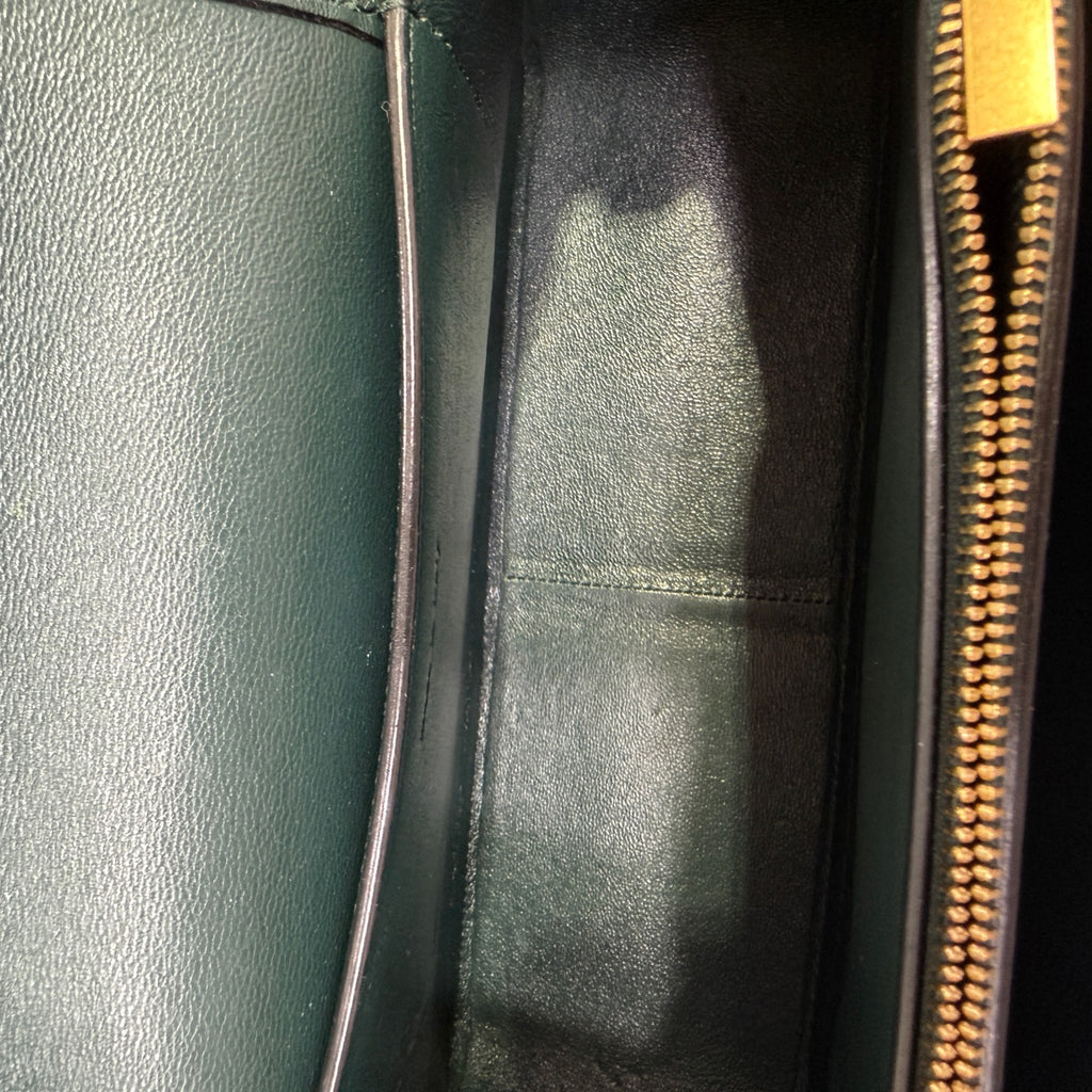 Celine Crossbody Length 25 x Width 10.5 x Height 15 cm 180263AQO.31EN