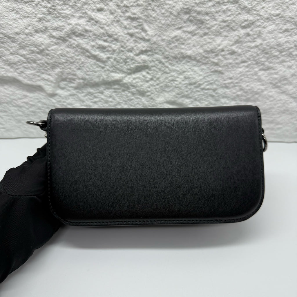 Valentino Black Crossbody 19 cm wide x 10.5 cm high x 5 cm deep WB0K53CWR_249