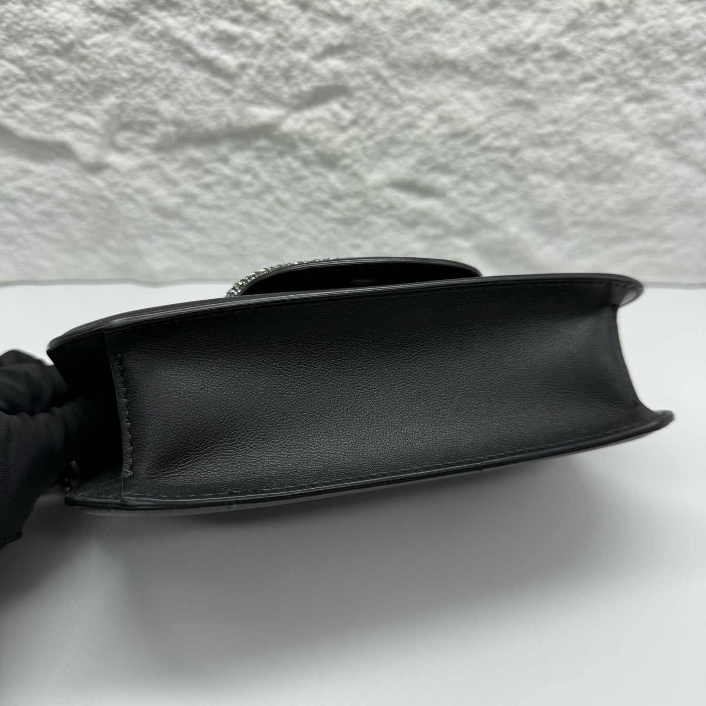 Valentino Black Crossbody 19 cm wide x 10.5 cm high x 5 cm deep WB0K53CWR_249