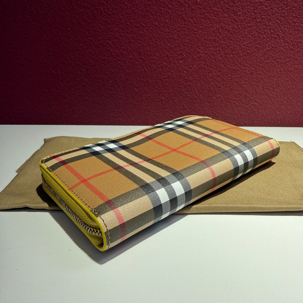 Burberry Clutch
