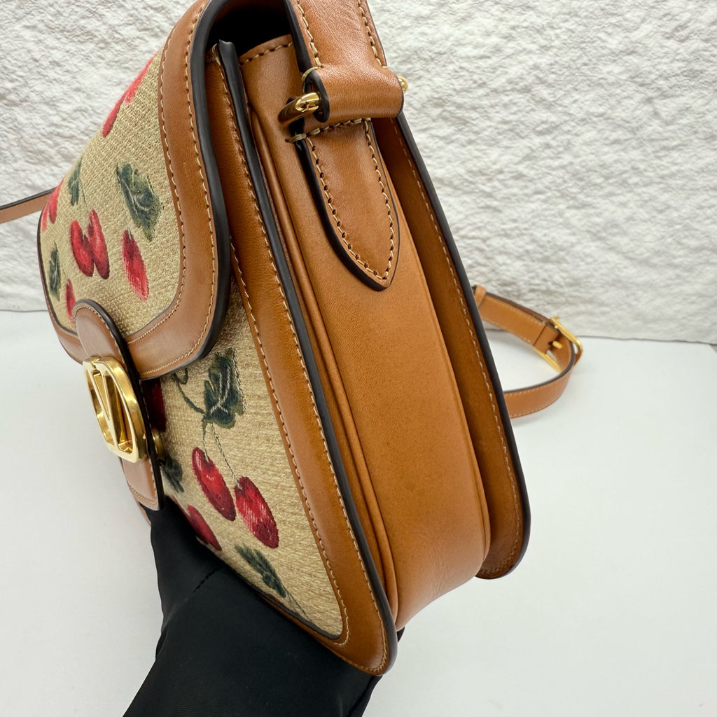 Gucci Shoulder Bag