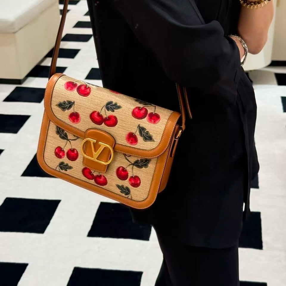 Gucci Shoulder Bag