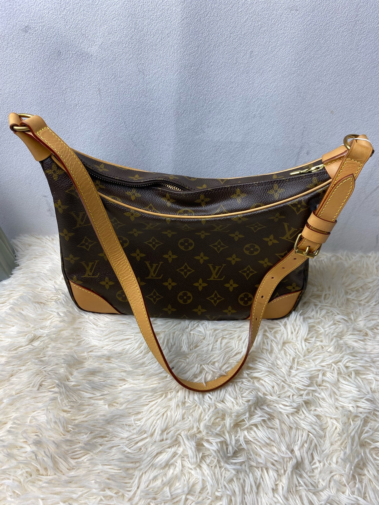 Louis Vuitton Shoulder Bag