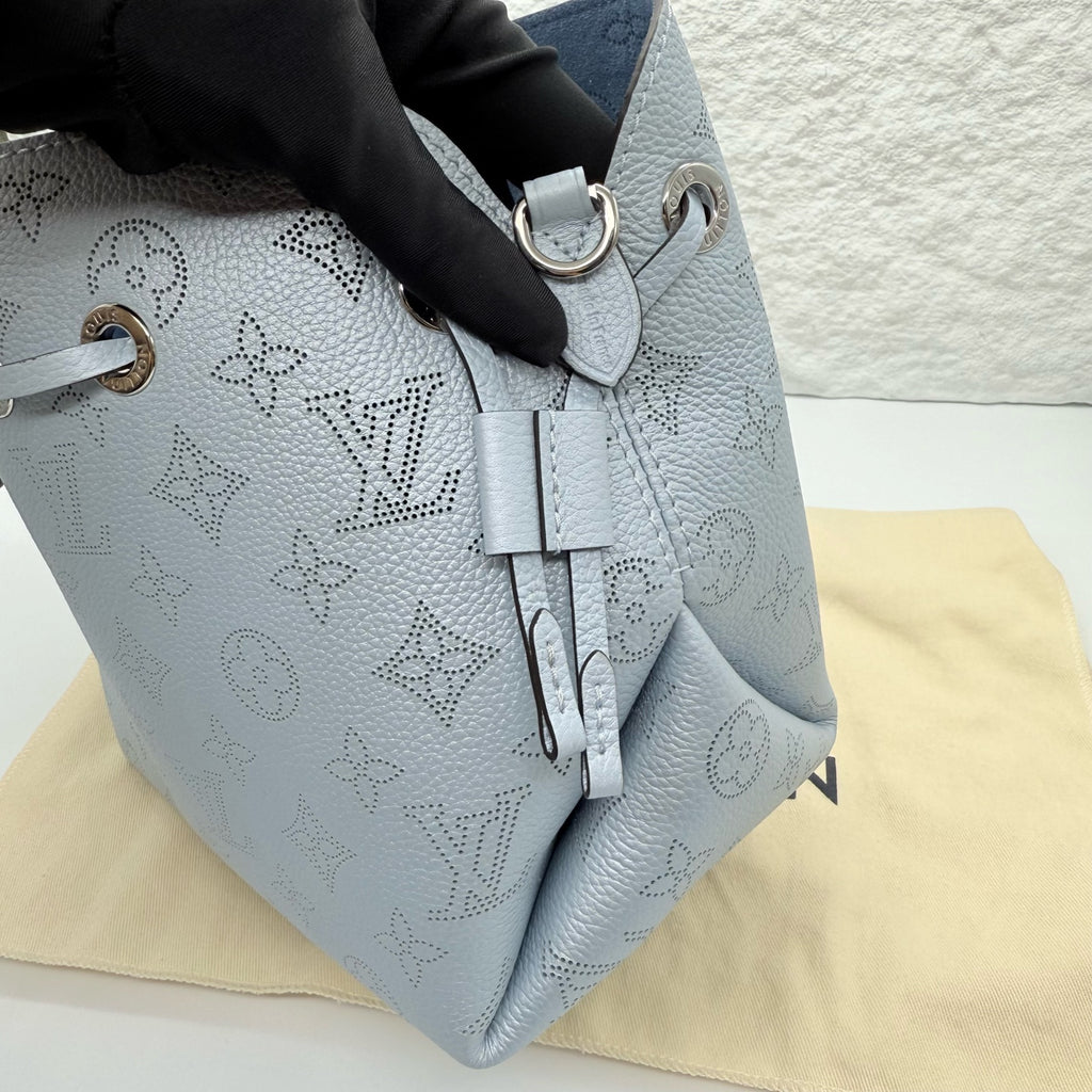 Louis Vuitton Bella Blue Bucket & Drawstring Bag 19 x 22 x 14 M21144