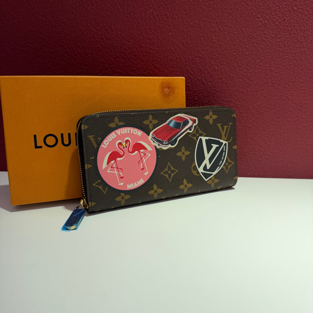 Louis Vuitton Clutch