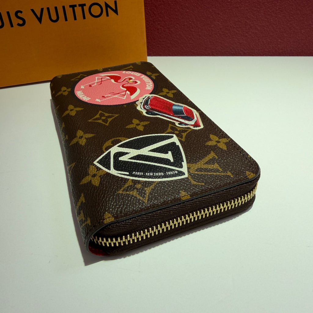 Louis Vuitton Clutch